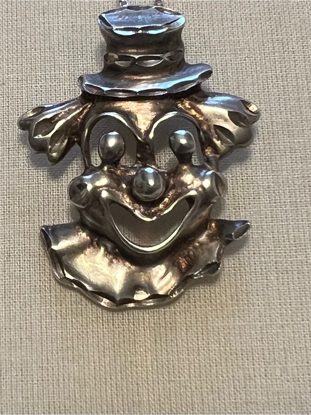 VINTAGE CLOWN CUT OUT SMILING DIAMOND CUT STERLING SILVER 925 PENDANT/NECKLACE